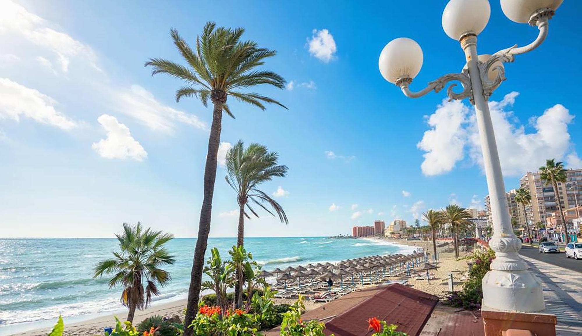 Apartamento Skysea Benalmadena Puerto Marina Exterior foto
